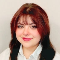 Lektorka jazykových kurzov jazykovej školy TOPLINGVA špecializujúca sa na výučbu angličtiny.