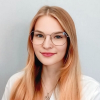 Lektorka jazykových kurzov jazykovej školy TOPLINGVA špecializujúca sa na výučbu angličtiny.