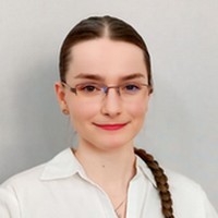 Lektorka jazykových kurzov jazykovej školy TOPLINGVA špecializujúca sa na výučbu angličtiny a japončiny.